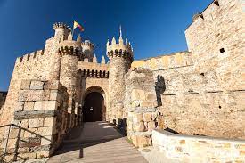 Castillo de los Templarios en Ponferrada: 45 opiniones y 371 fotos